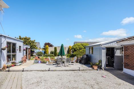 Photo of property in 27 Sandringham Street, Oamaru North, Oamaru, 9400