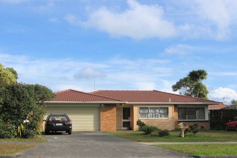 Photo of property in 115 Everglade Drive, Totara Heights, Auckland, 2105