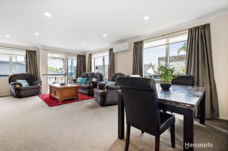 Photo of property in 11 Logan Place, Waiuku, 2123