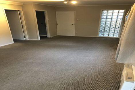 Photo of property in 4 Intrepid Place, Torbay, Auckland, 0630