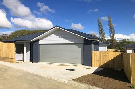 Photo of property in 5 Creswell Lane, Papakura, 2110