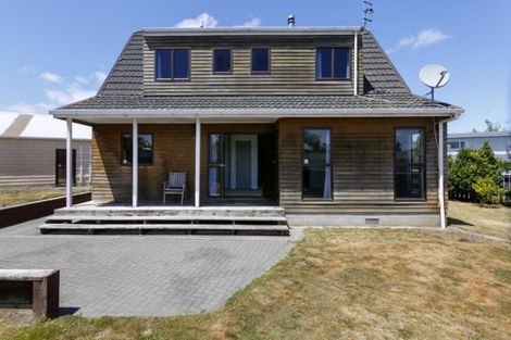 Photo of property in 24 Invergarry Road, Hilltop, Taupo, 3330