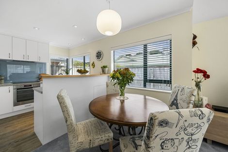 Photo of property in Miramar Villas, 21/3u Byron Street, Miramar, Wellington, 6022