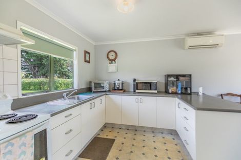 Photo of property in 58 Higginson Street, Otane, 4202