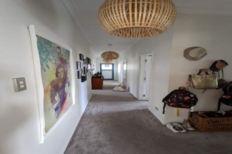 Photo of property in 50 Hollis Road, Paraparaumu Beach, Paraparaumu, 5032