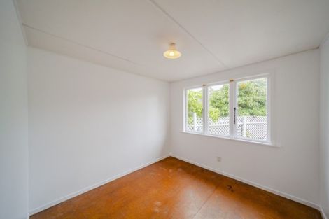 Photo of property in 5 Watts Road, Waipawa, 4210