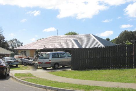 Photo of property in 17 Corkill Place, Papakura, 2110