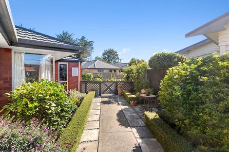 Photo of property in 49 Sawyers Arms Road, Northcote, Christchurch, 8052