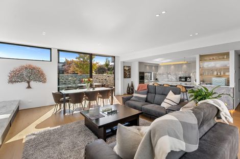Photo of property in 34 Minaret Ridge, Wanaka, 9305