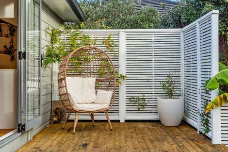 Photo of property in 34 Muriwai Road, Waimauku, 0812