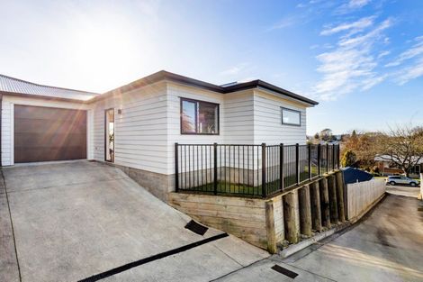 Photo of property in 16u3 Rothwell Street, Dinsdale, Hamilton, 3204