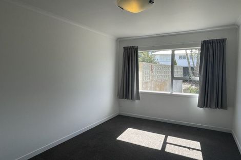 Photo of property in 10 Truscott Place, West Harbour, Auckland, 0618