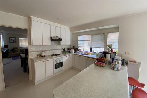 Photo of property in 42 Manutara Avenue, Forrest Hill, Auckland, 0620