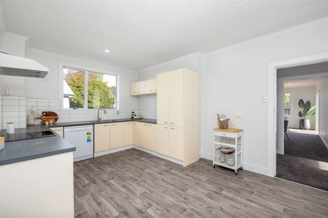 Photo of property in 8 Domain Terrace, Spreydon, Christchurch, 8024