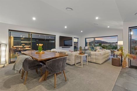 Photo of property in 17 Angus Place, Rangiora, 7400