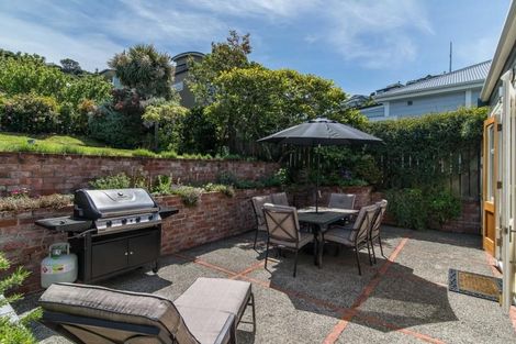 Photo of property in 66 Queens Drive, Lyall Bay, Wellington, 6022