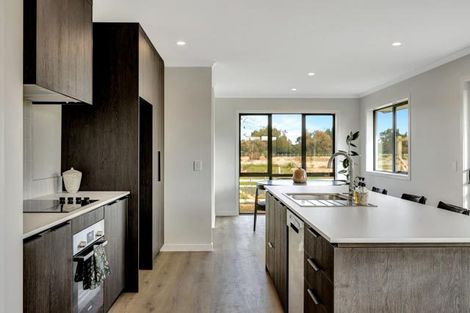 Photo of property in 13 One Haruru Street, Cambridge, 3493