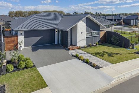 Photo of property in 43 Chambers Avenue, Woodend, 7610