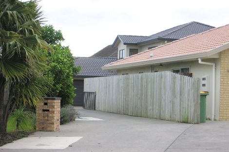 Photo of property in 1/11 Athenry Place, Dannemora, Auckland, 2016