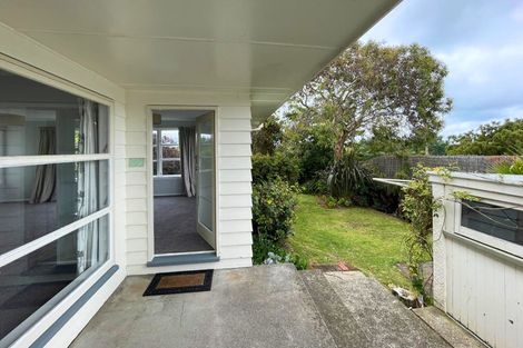 Photo of property in 15 Gray Avenue, Paraparaumu Beach, Paraparaumu, 5032