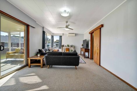 Photo of property in 2 Thames Street, Welbourn, New Plymouth, 4310