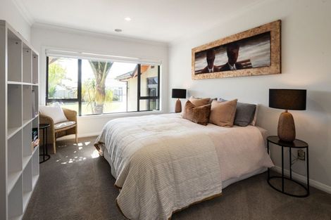 Photo of property in 27 Dalethorpe Avenue, Fairfield, Hamilton, 3214