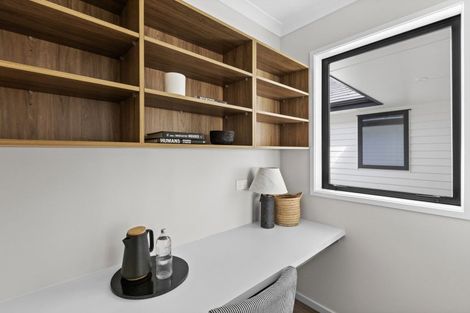 Photo of property in 77 Brookvale Road, Havelock North, 4130