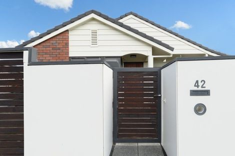 Photo of property in 42 Hillcrest Road, Otumoetai, Tauranga, 3110