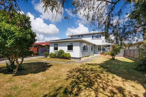 Photo of property in 36 Pitama Road, Awapuni, Palmerston North, 4412