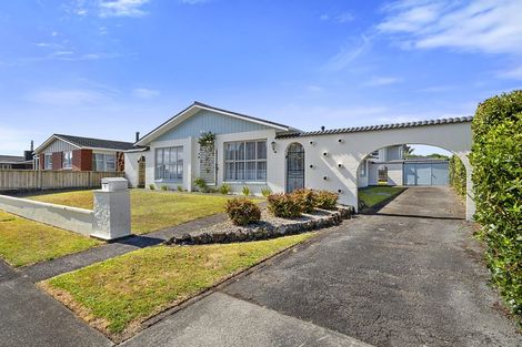 Photo of property in 5 Wesley Avenue, Frankleigh Park, New Plymouth, 4310