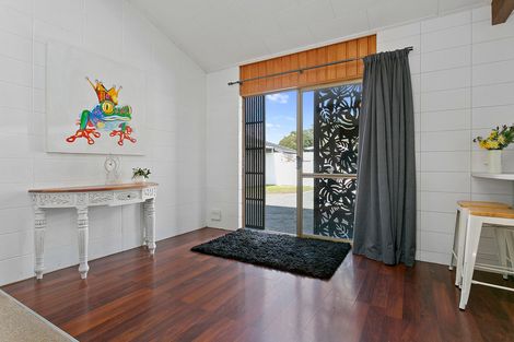 Photo of property in 80 Princes Street, Cambridge, 3434