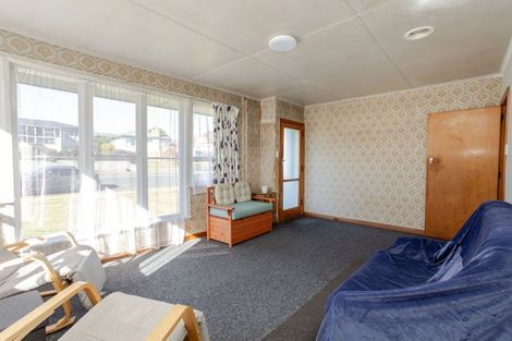 Photo of property in 5 Empire Street, Dannevirke, 4930