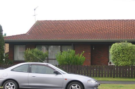 Photo of property in 2/5 Chapel Street, Papakura, 2110
