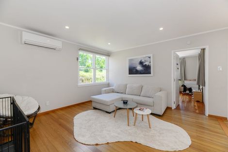 Photo of property in 11 Hill Crescent, New Lynn, Auckland, 0600
