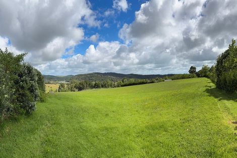 Photo of property in 109 Okura River Road, Okura, Auckland, 0792