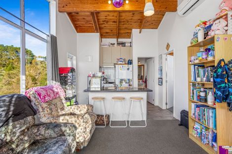 Photo of property in 118 Annett Road, Kumeu, 0891