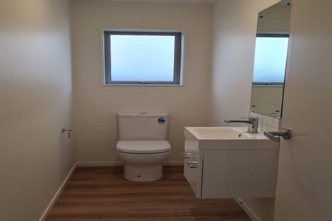 Photo of property in 131 Amesbury Drive, Churton Park, Wellington, 6037