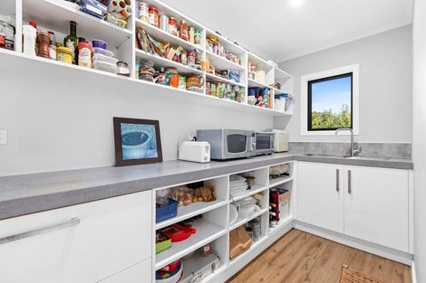 Photo of property in 10 Apatu Place, Waipukurau, 4200