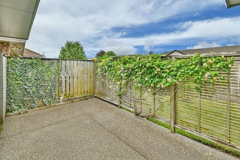 Photo of property in 25c Youngs Road, Papakura, 2110