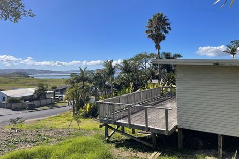 Photo of property in 10 Matakohe Place, Portland, Whangarei, 0178