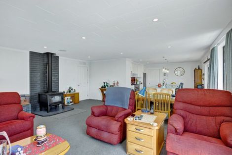 Photo of property in 30 Kahikatea Street, Inglewood, 4330