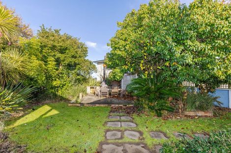 Photo of property in 25 Queen Street, Cambridge, 3434