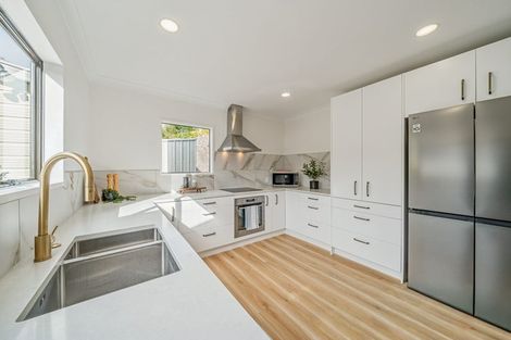 Photo of property in 296 Maungaraki Road, Maungaraki, Lower Hutt, 5010