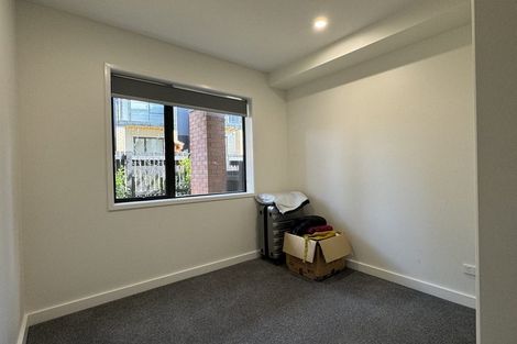 Photo of property in 22 Parkwood Avenue, Westgate, Auckland, 0614