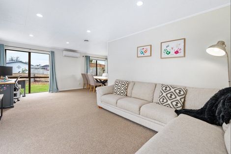 Photo of property in 7 Cargill Grove, Kelvin Grove, Palmerston North, 4414