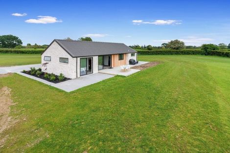 Photo of property in 15 Millpark Lane, Matangi, 3287