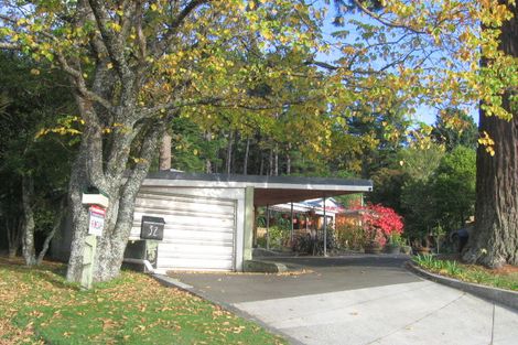 Photo of property in 32 Hine Road, Wainuiomata, Lower Hutt, 5014