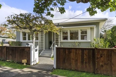 Photo of property in 5 Macky Avenue, Devonport, Auckland, 0624