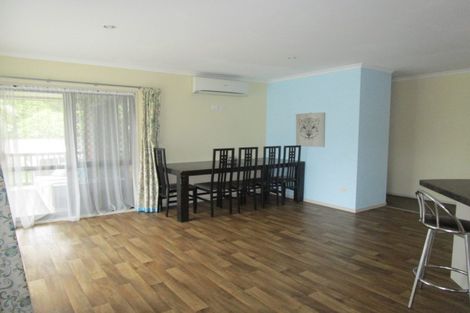 Photo of property in 1 Valley Road, Waiuku, 2123