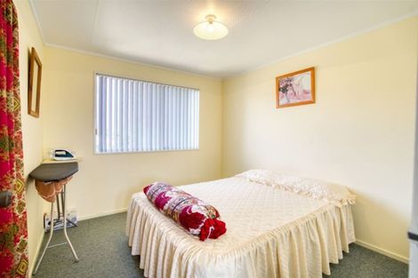 Photo of property in 2 Ngaparaoa Drive, Maketu, 3189